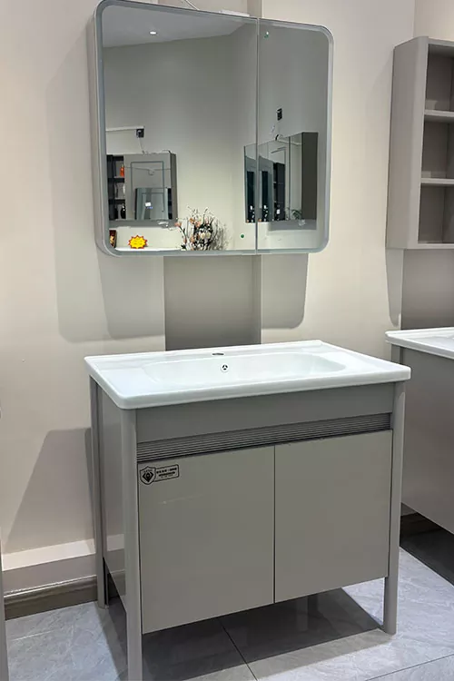 Floor-standing multi-layer solid wood bathroom vanity