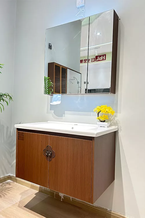 Multi-Layer Solid Wood Bathroom Vanity for Vacation Rentals